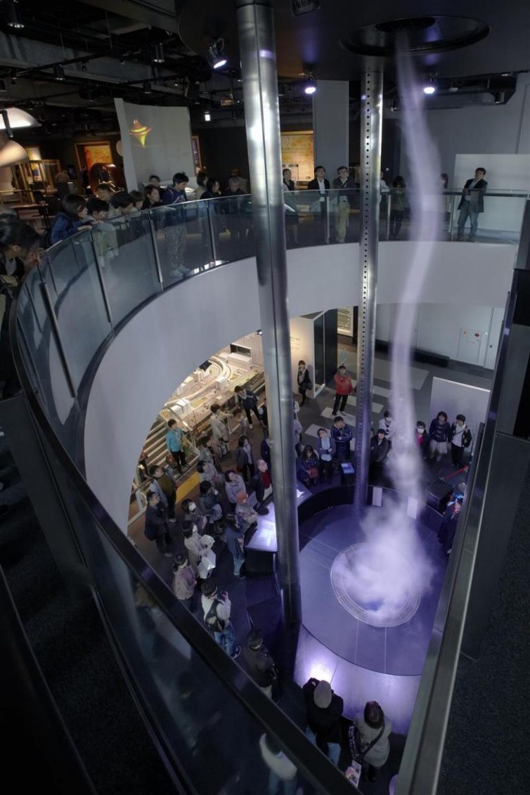 名古屋市科学館「竜巻ラボ」
