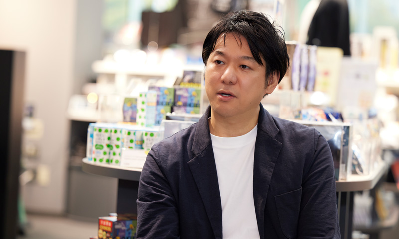 ノムラメディアス アカウントプロデューサー 鈴木 泰宏